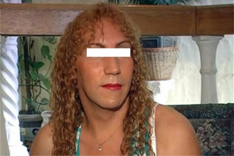 APARECIÓ TRAVESTI QUE DICE HABER "ATENDIDO" A LOS PRÓFUGOS DEL TRIPLE CRIMEN.