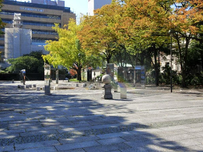  開港広場