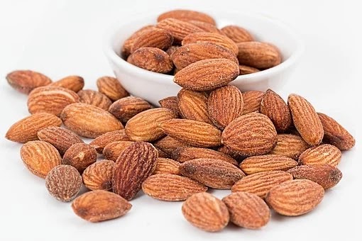 Benefits and use of almonds 