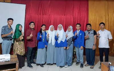 SMANSA Putussibau Borong Juara Lomba Debat Bahasa Indonesia dan Bahasa Inggris