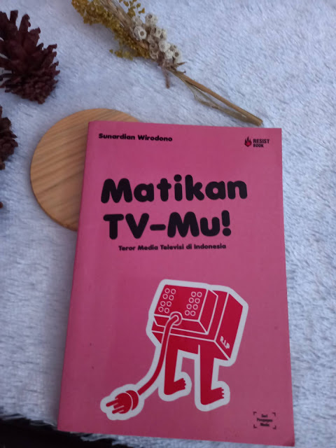 Review Buku