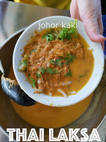 Kim Laksa in Nan Guang Coffee Shop in Balik Pulau, Penang 金叻沙