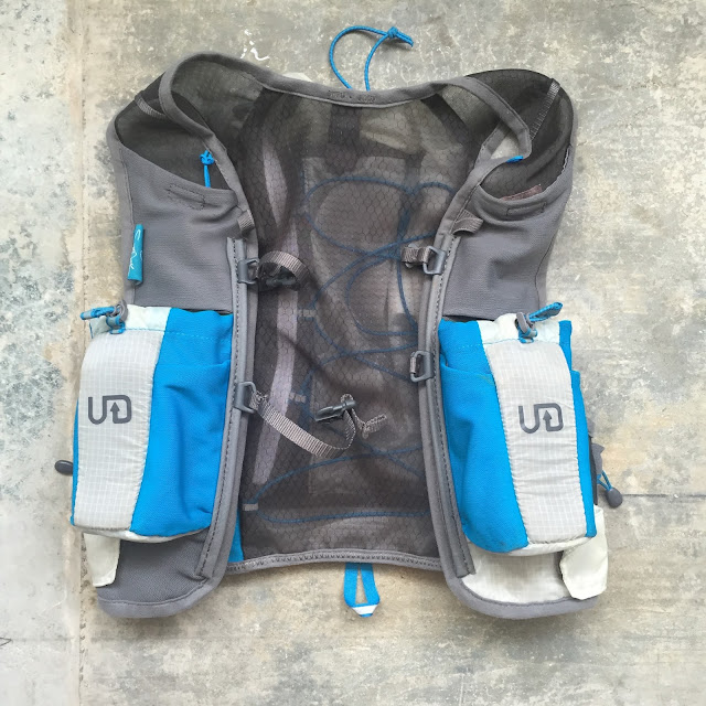 Ultimate Direction Scott Jurek (SJ) Vest 2.0. Singapore