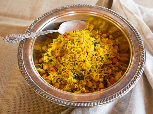 middle eastern roasted vegetable rice in a serving dish