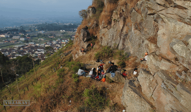 Gunung-Batu-Lembang