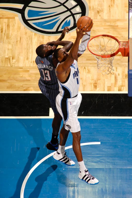 dwight howard dunks on kobe. dwight howard dunking.