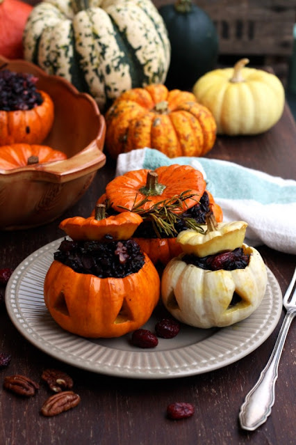 Have a spooktacular Halloween with these 41 #glutenfree Halloween recipes! Ranges from #paleo witch finger cookies to #vegan stuffed pumpkin! #celiac
