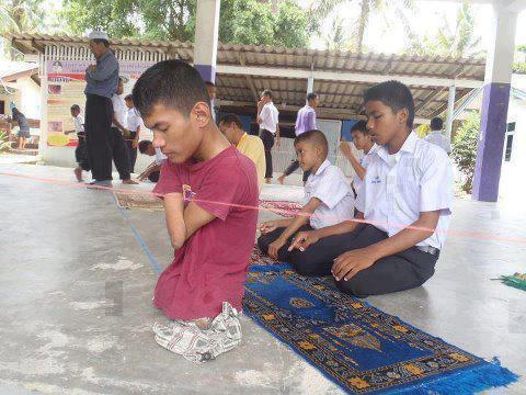 Sholat berjama'ah di Masjid adalah keharusan - Sapa-K@mi