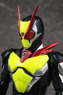 REVIEW SHFiguarts Kamen Rider Zero Two, Bandai