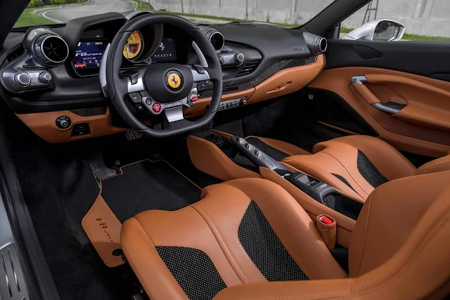 Ferrari F8 Spider 2020 chega ao Brasil em 2020 - detalhes