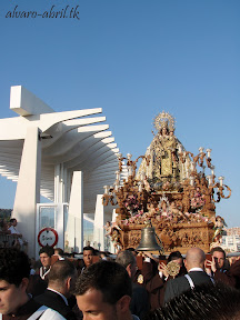 procesion-carmen-coronada-de-malaga-2012-alvaro-abril-maritima-terretres-y-besapie-(81).jpg