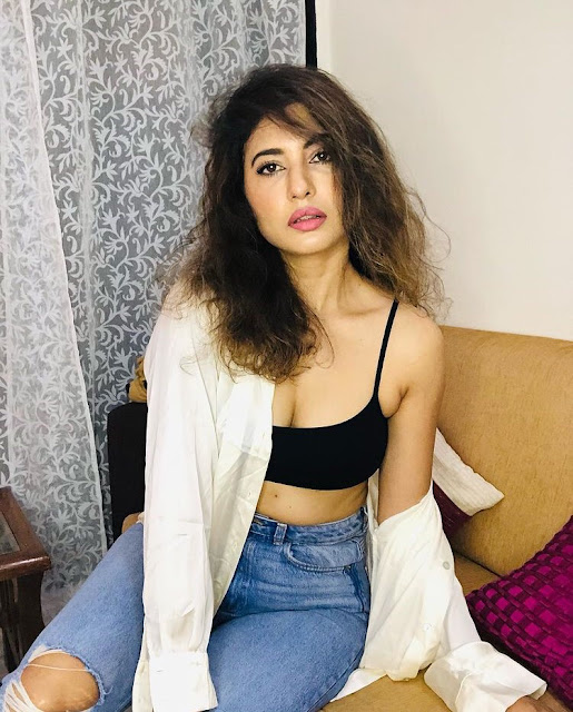 Poonam Rajput Wiki, Bio, Age, Web Series, Relation, Instagram, Photos, and More