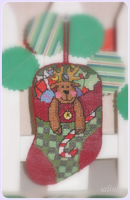 Holiday Stocking  Ornaments  от  Dimensions  designed by Brian  Jackins