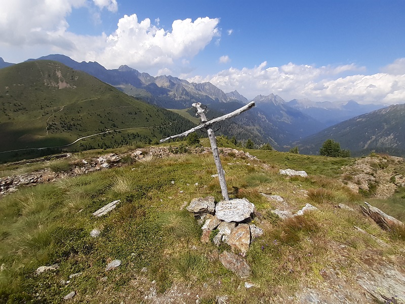 La croce a Cima Socede, 2173 m slm