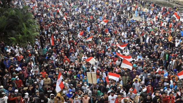 Pengamat Politik: Demonstrasi Besar Terjadi sebagai Akumulasi Kekecewaan Pada Pemerintahan Jokowi