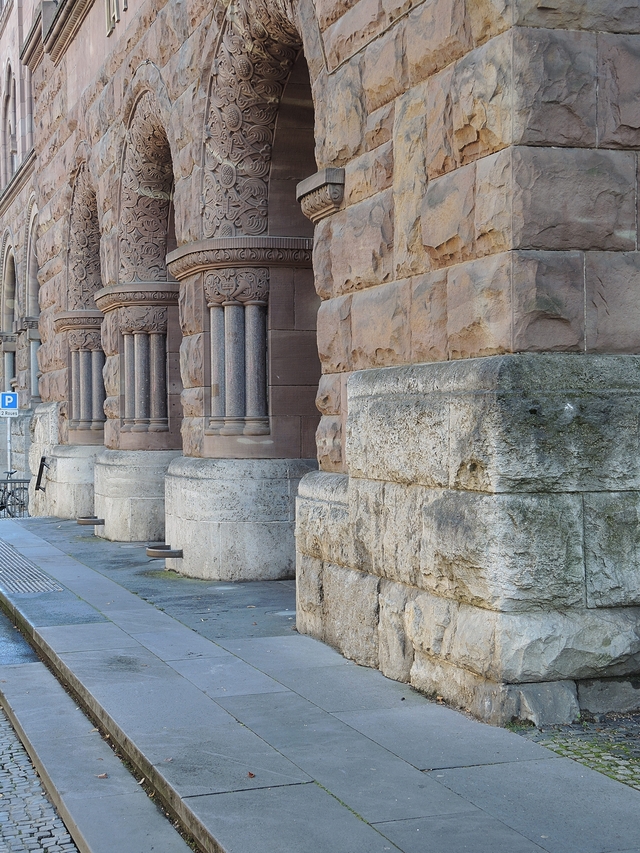 Metz: het station en Avenue Foch