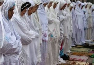 Hukum Shalat Tarawih Bagi Wanita - Askhabul Kahfi