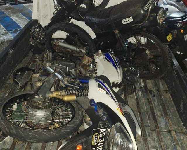 Dua Motor Terlibat Kecelakaan Malam Hari di Puncu, Kediri — Dua Pengendara Alami Luka-Luka