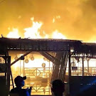 Dua Karyawan Alami Luka Bakar Dan Kerugian Ditaksir 1 Milyar Dari Kebakaran Resto Saoeng Kito Bungo 
