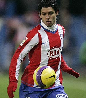Sergio Aguero Football Picture