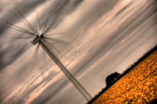 Multiple exposures of a wind turbine (Image Credit: Stefan Lins vis Flickr CC) Click to Enlarge.