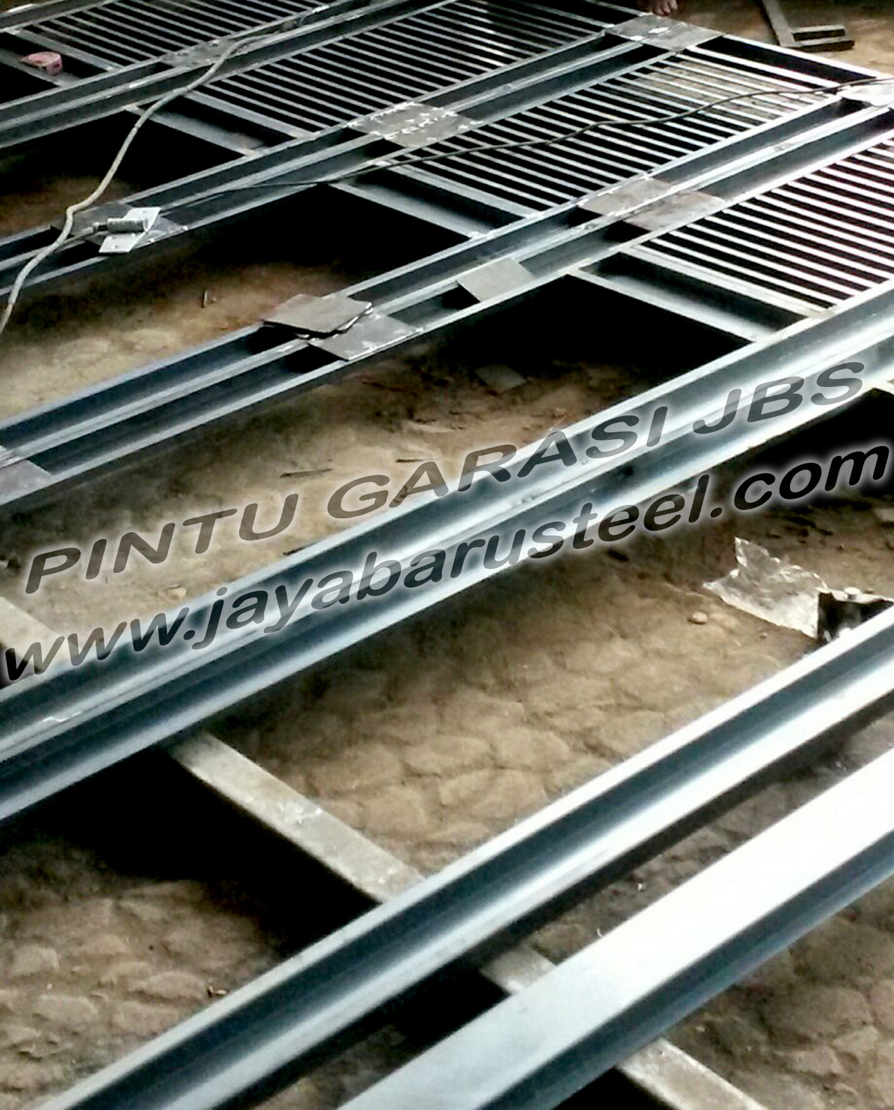 Harga Pintu Lipat Garasi Surabaya Pintu Garasi Besi 