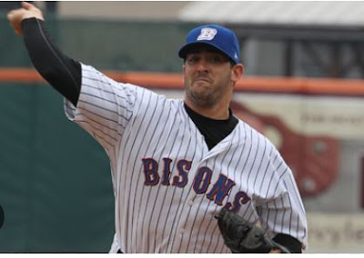 CT native, former Mets pitcher Matt Harvey retires from baseball.