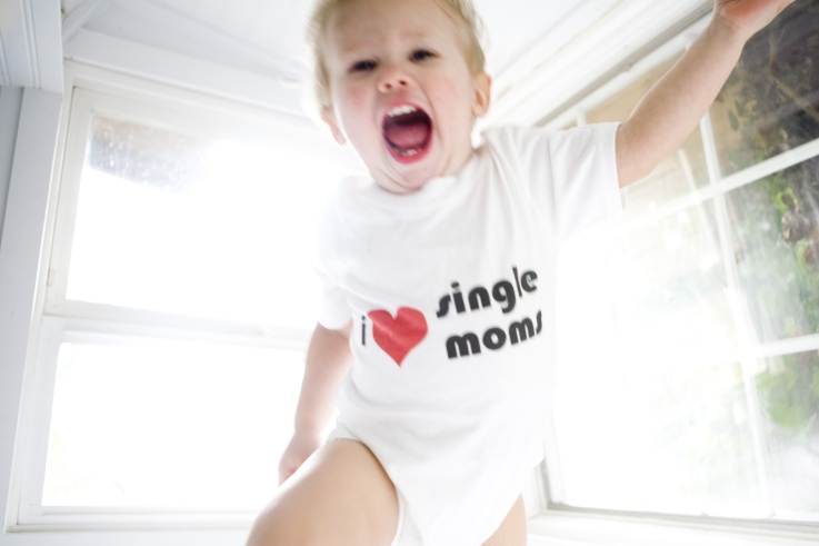 Romancing the Throne: Loving on Single Moms