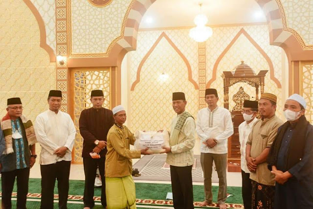 Bulan Ramadhan ini, Pemkab Ketapang Berikan Bantuan Beras kepada Masyarakat