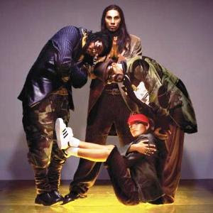 Black Eyed Peas Showdown MP3 Lyrics (Theme Song 8tv Showdown)