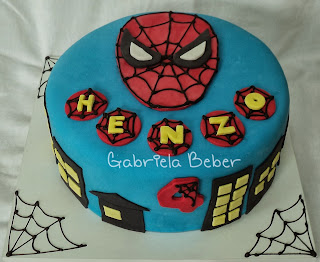 spiderman cake