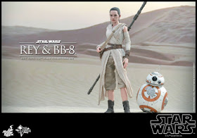 Rey & BB-8 Collectible Set