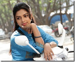 Actress Amala Paul in Nimirnthu Nil Latest Stills