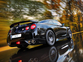 Nissan Gtr R35 Black Edition Wallpaper