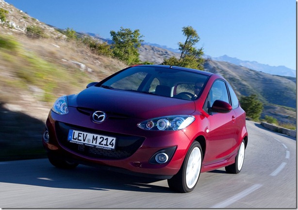 Mazda-2_2011_1600x1200_wallpaper_1d