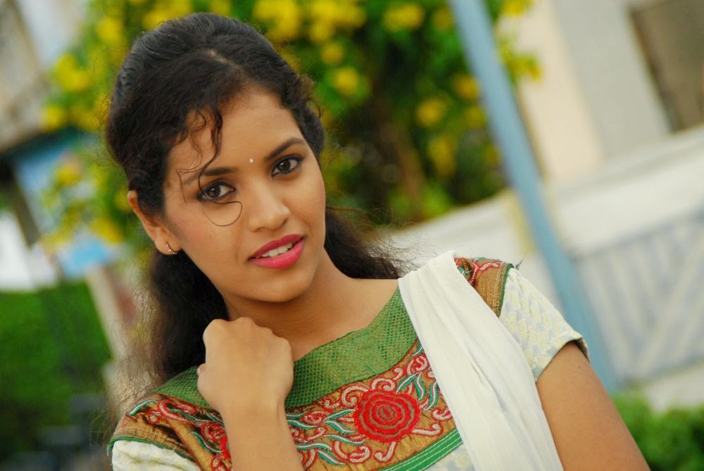 Gowthami Chowdary photos Gallery-thumbnail-25