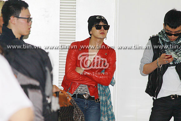 Big Bang's Arrival in Vietnam