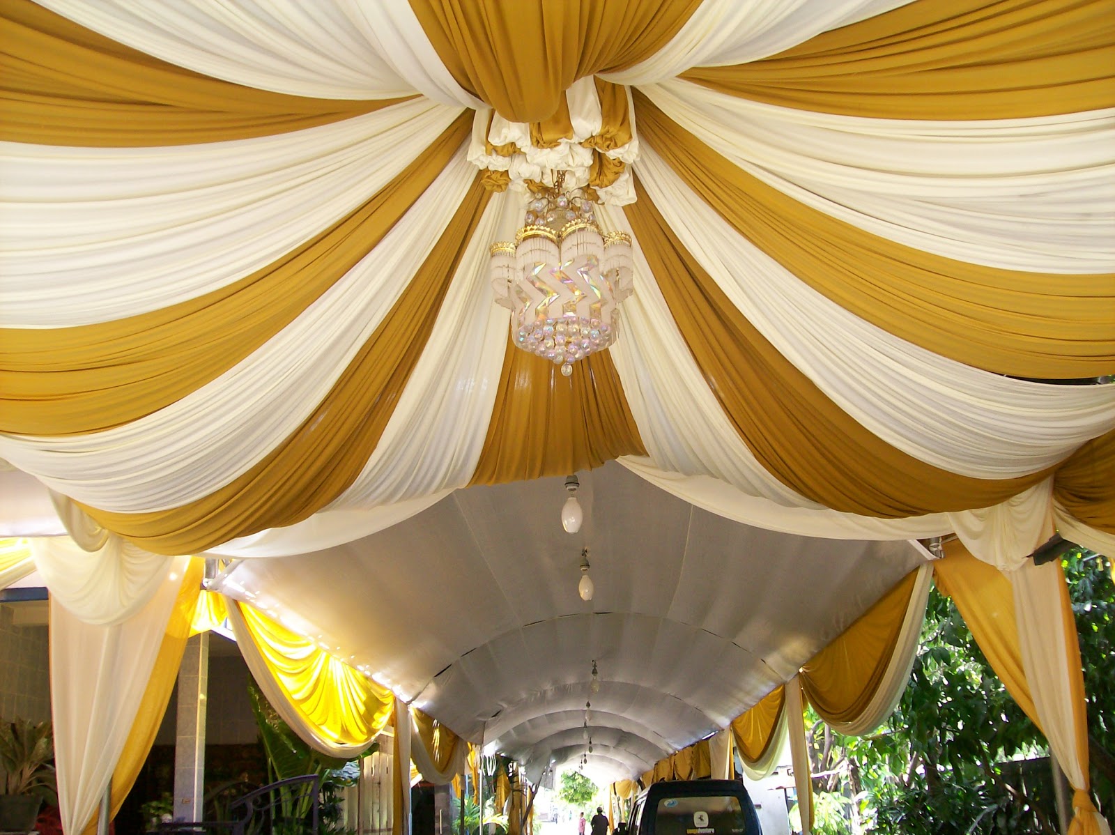 ISTANA TENDA persewaan tenda di surabaya ABOUT ISTANA