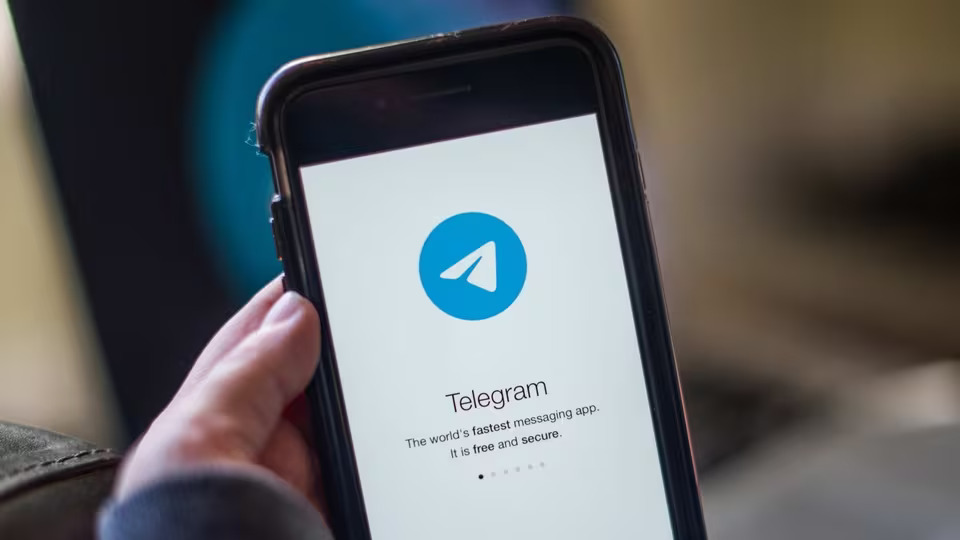 bagaimana cara keluar dari grup telegram