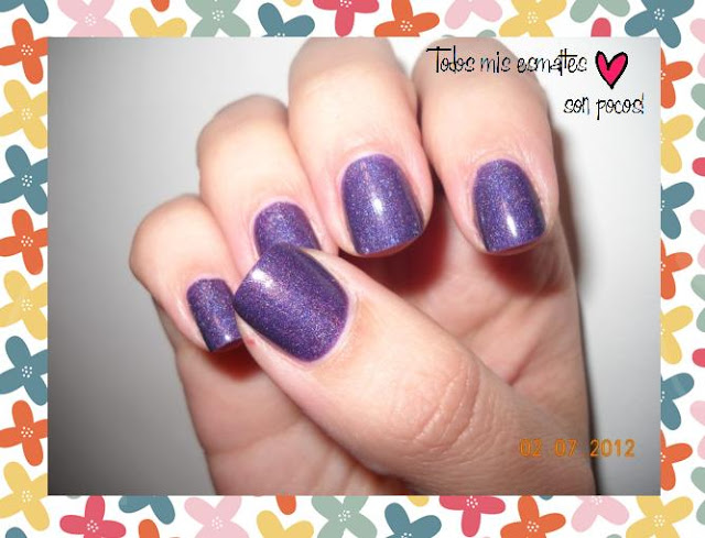 lady of the lake, holographic, nail, esmalte, nail polish,