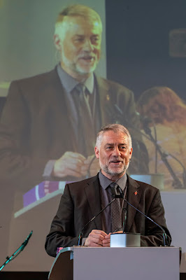 Der neue Bischof Stefan Zürcher der Evangelisch-methodistischen Kirche hält die Konferenzpredigt an der Tagung der Jährlichen Konferenz an der Lenk.