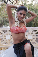 Kruthika, gupta, hot, cleavage, and, deep, navel, photos