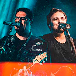 Baixar Música Gospel Eu Era Órfão - Fred Arrais, Theo Rubia