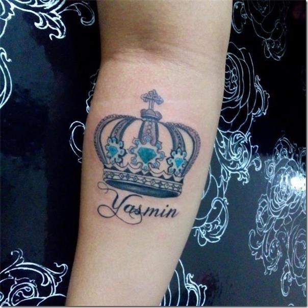 corona-llena-de-detalles-valiosos-en-homenaje-a-yasmin