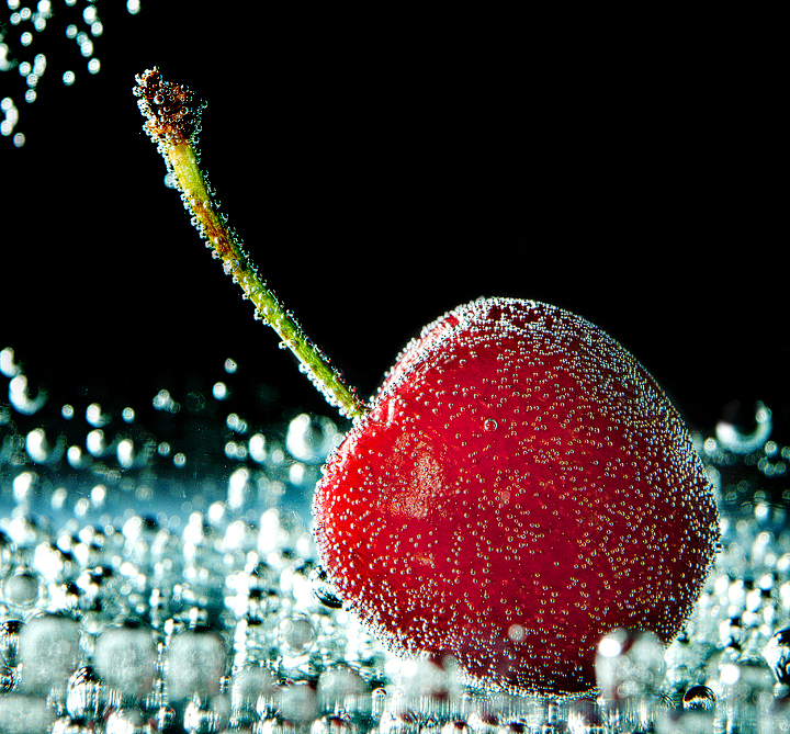 Resep Dunia: Gambar Buah Ceri di Dalam Soda