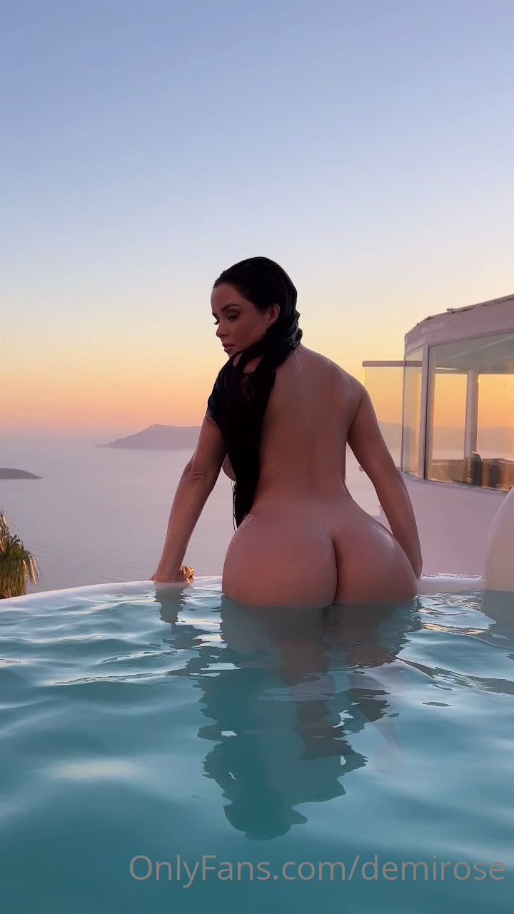 Demi Rose Mawby Bare Ass by the Pool.