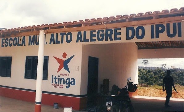 Escola Alto Alegre do Ipuí construída por Vete Botelho