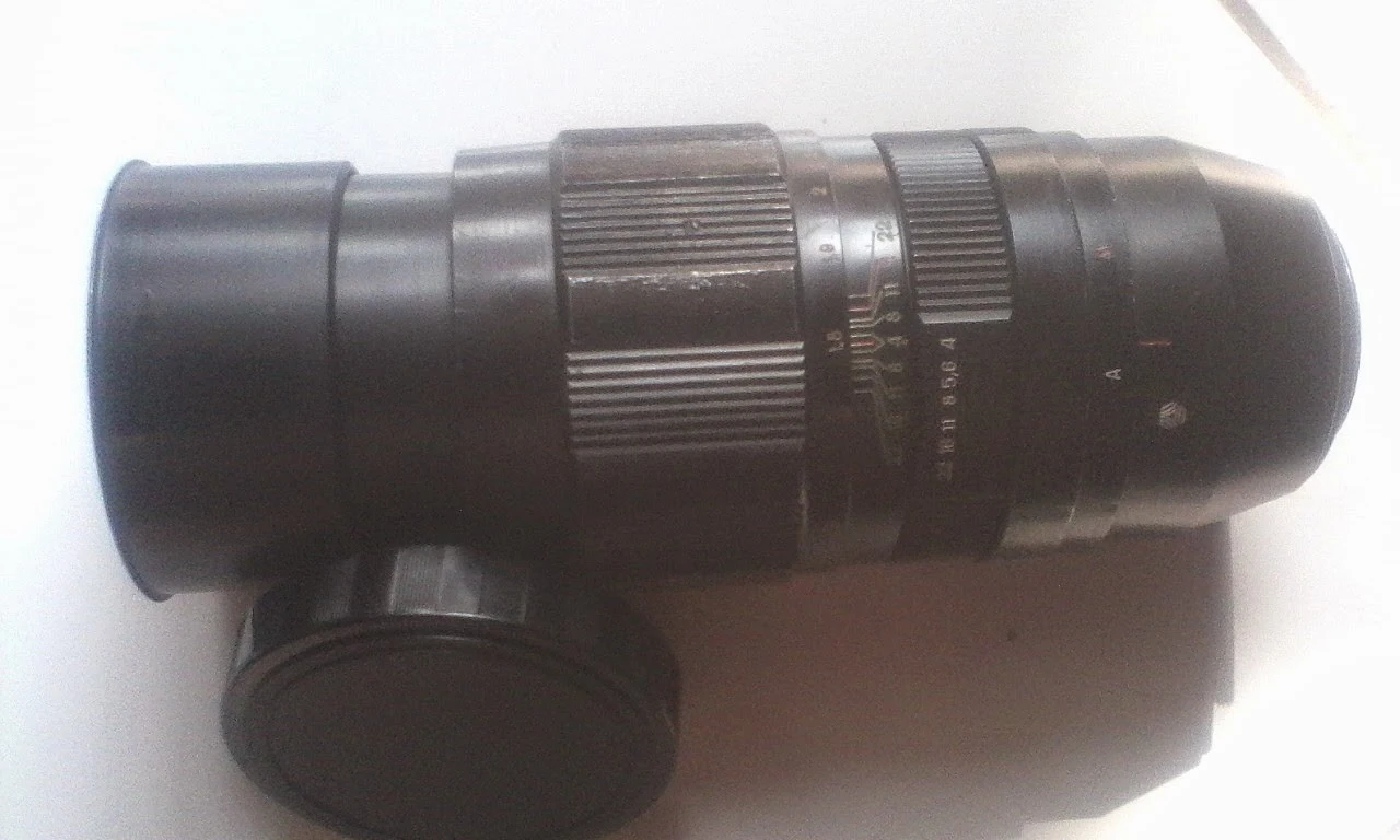 Jupiter 21m 200mm f/4 hood tengah