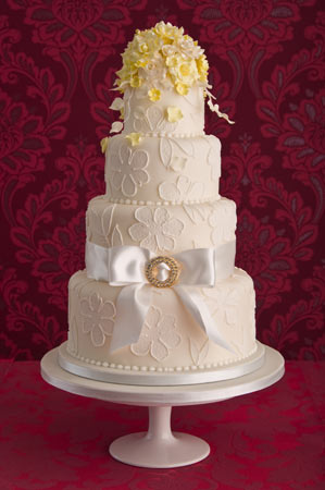 My perfect wedding cake: Maisie Fantasie Wedding cakes