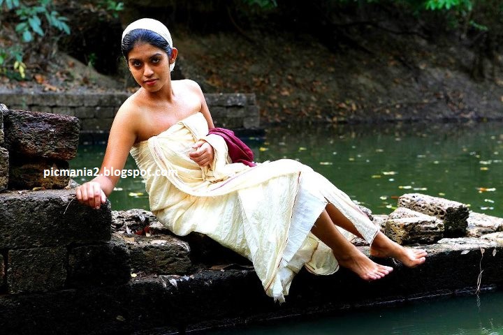 south indian actress hot sexy bath